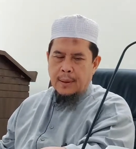 Ustadz Muhtarom
